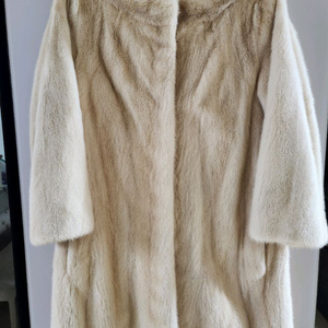 정품 마쥬 maje 팔로미노 휘메일 풀스킨 밍크 롱코트 새상품급