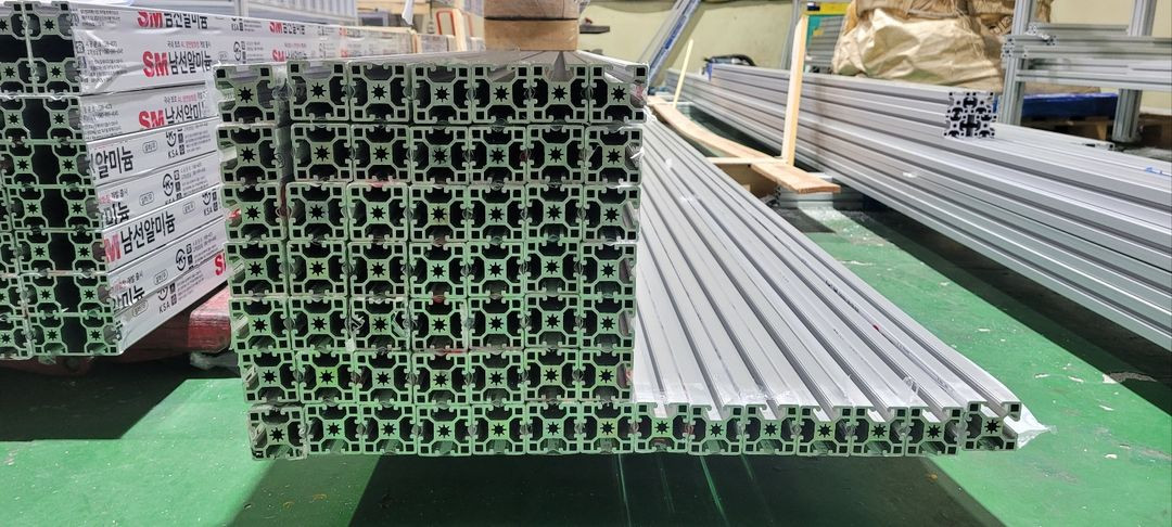 알루미늄 프로파일 이미지