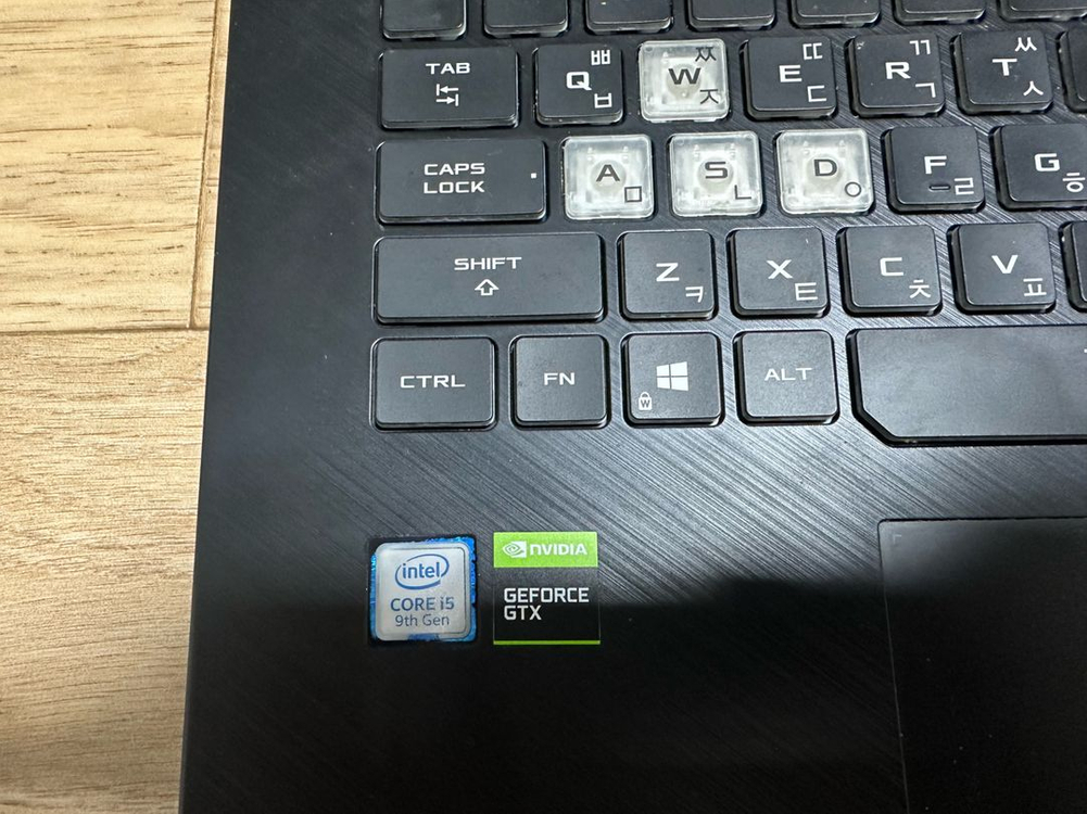 아수스 게이밍 노트북 G731 17인치 부품용 싸게 15만원 판매--2