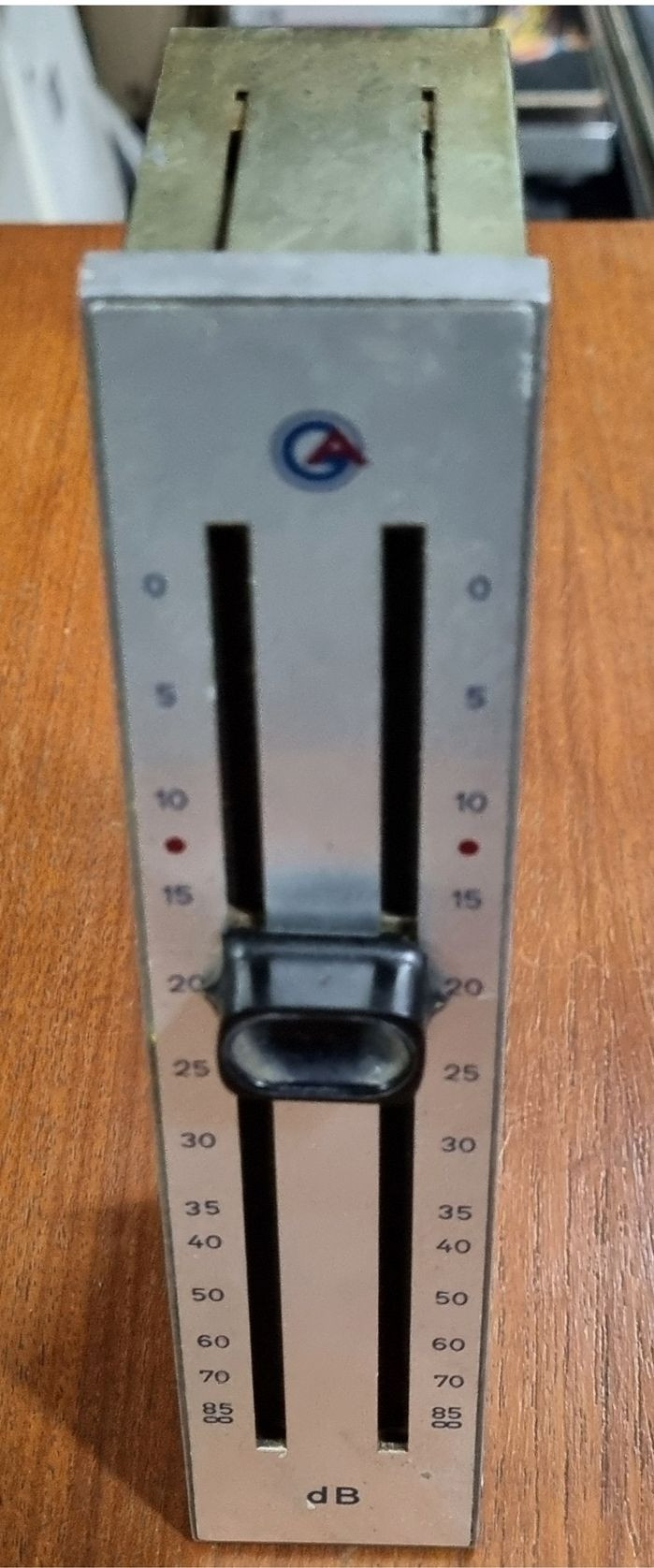 독일제 KW-600 85-1 어테뉴에이터 이미지