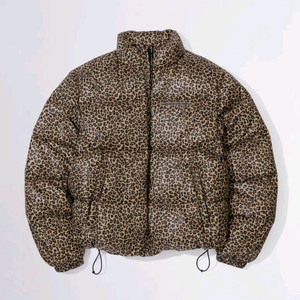 스컬프터 레오파드 패딩