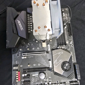 PC 부품 판매합니다. (AM4, DDR4 시스템)