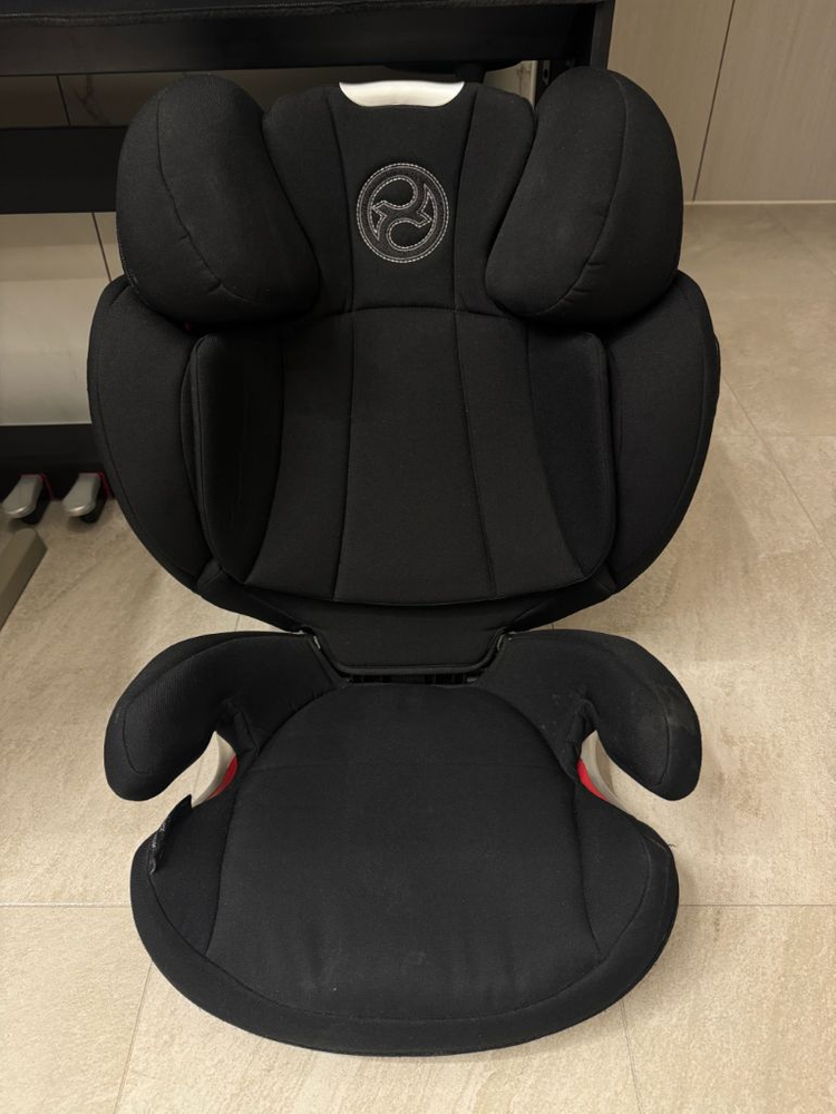 싸이벡스 Q2-fix 주니어 카시트 + 카시트 보호매트(킥매트 포함) 이미지