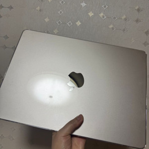 맥북13 m3 스타라이트 256GB 이미지