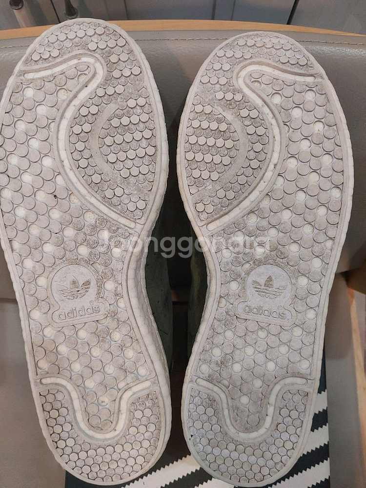 아디다스 X 화이트 마운티니어링 스탠스미스 cf 남성 250사이즈 택포3만원--4