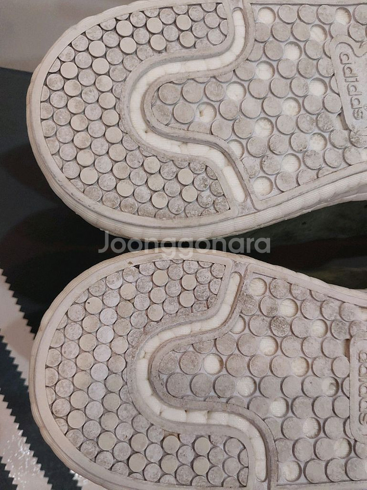 아디다스 X 화이트 마운티니어링 스탠스미스 cf 남성 250사이즈 택포3만원--5