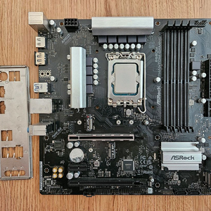 인텔 i5 12600kf + B660M 팬텀게이밍 D4(DDR4) CPU 보드셋