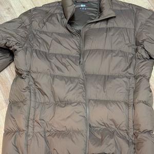 유니클로 라이트라운재킷 3d cut 와이드퀼트 35 brown XL uniqlo