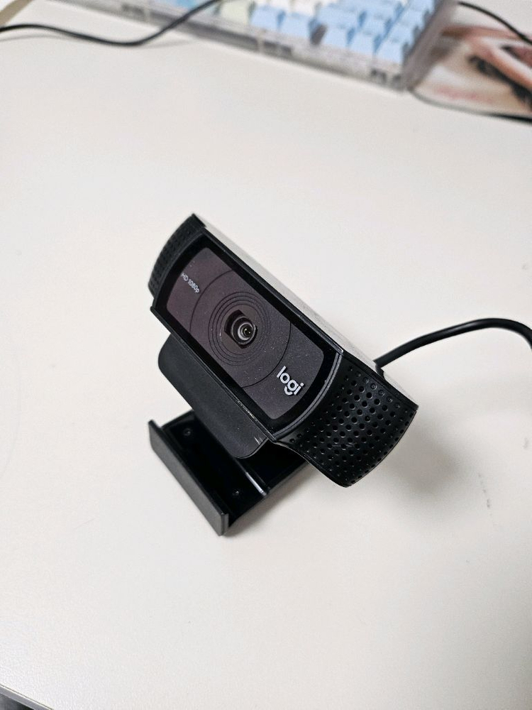 [신품급/미사용] 로지텍 C920 pro HD 웹캠 (유튜버, 화상카메라)--1