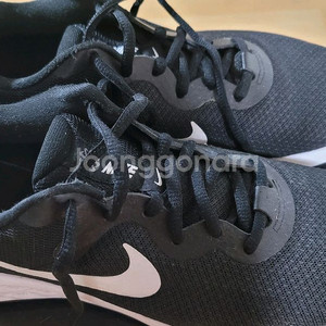 가격인하!!! 나이키 러닝화 275mm 택포 삼만원