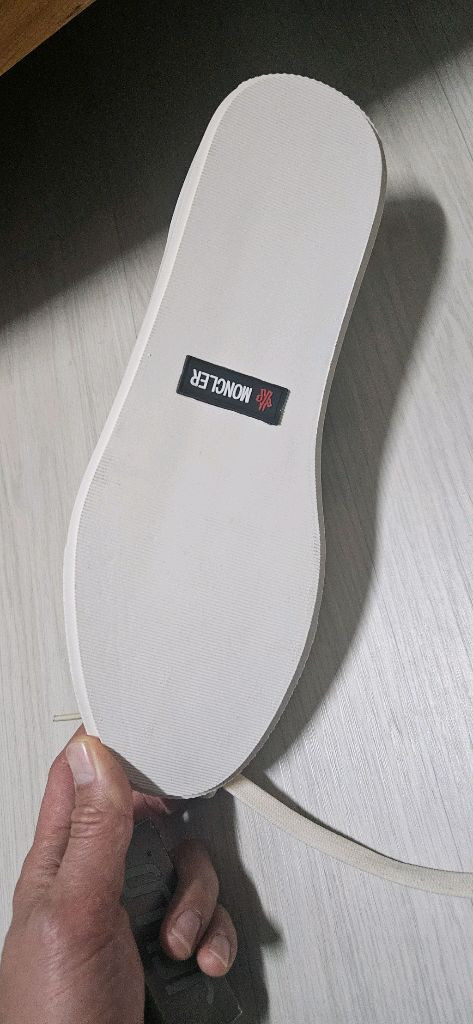 몽클레어 스니커즈 275mm 미사용 이미지