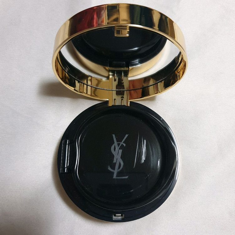 입생로랑 엉크르 드뽀 쿠션 케이스 + 리필통 새제품 미사용--0