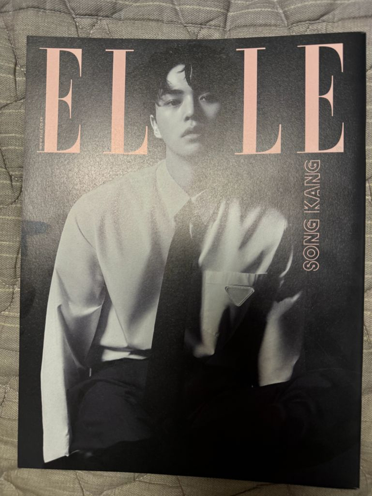 김민주 장원영 송강 잡지 이미지