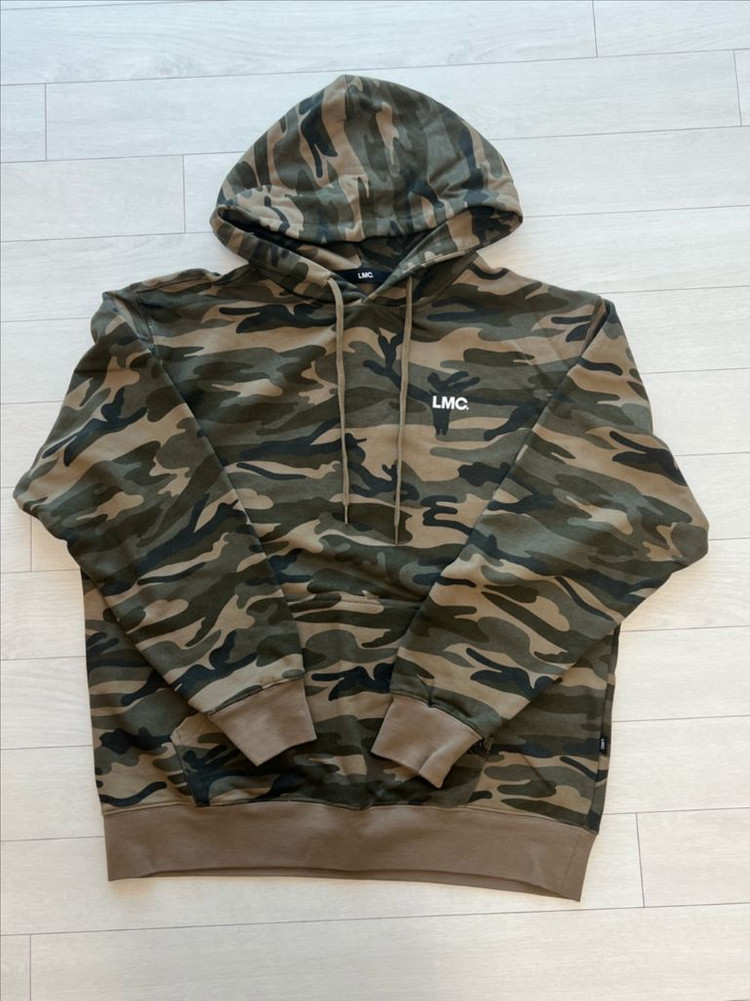 정가 10만원 LMC 카모 후드티 S급 판매합니다 M 사이즈 이미지