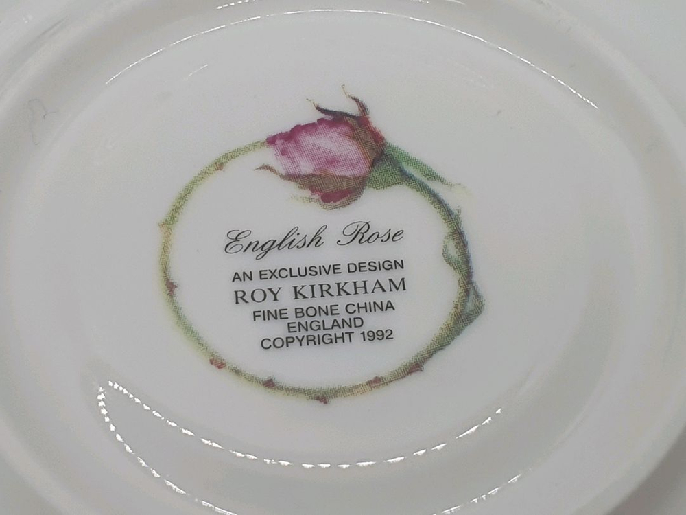 빈티지 영국로이 커크햄 잉글리쉬 로즈 찻잔2조값--5