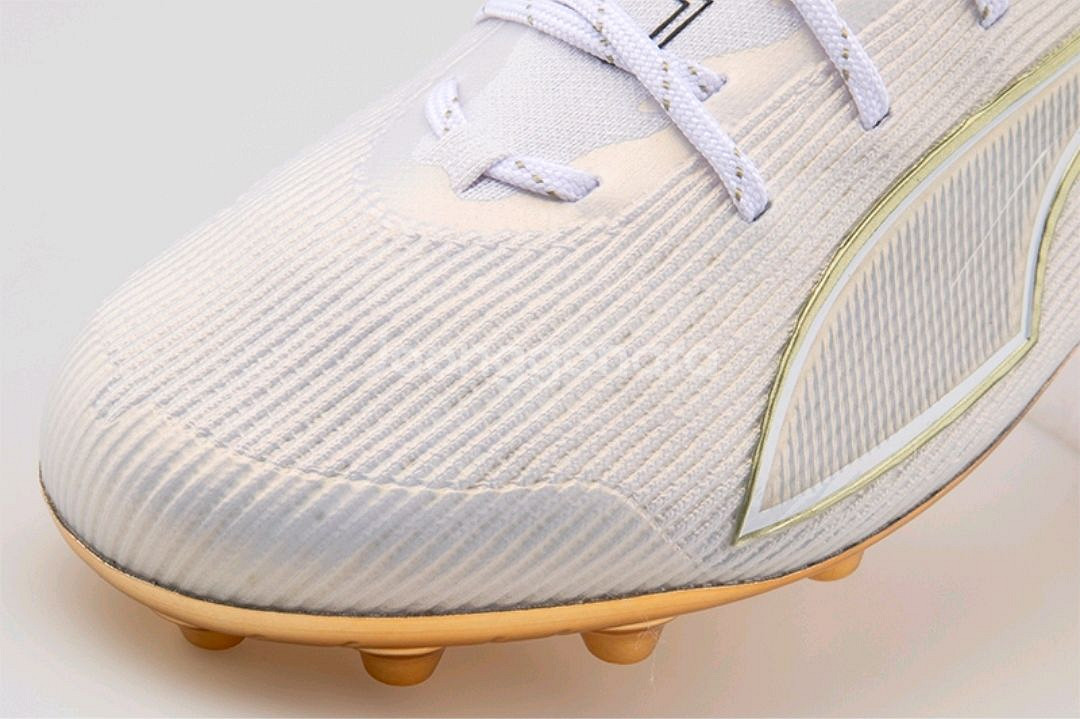 [새상품]푸마 울트라6 얼티메이트 MG White팩--5