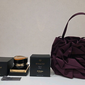 끌레드뽀보떼 시나끄티프 크림(정가165만)