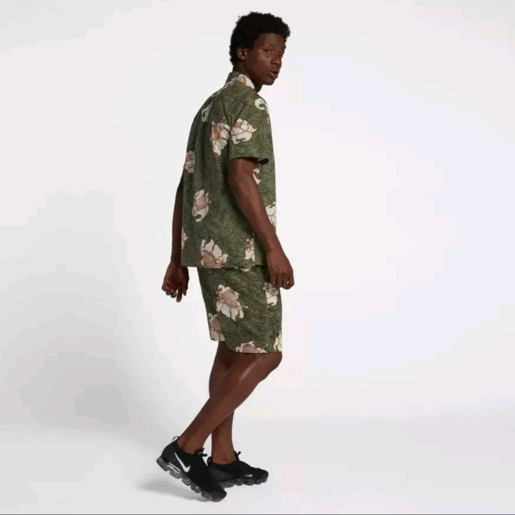 [해외M]나이키랩 플로랄 쇼트 슬리브셔츠 카키 이미지