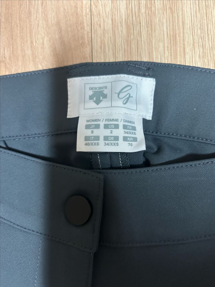 데쌍뜨 골프바지 2개 + 르꼬끄 골프상의 1개--1