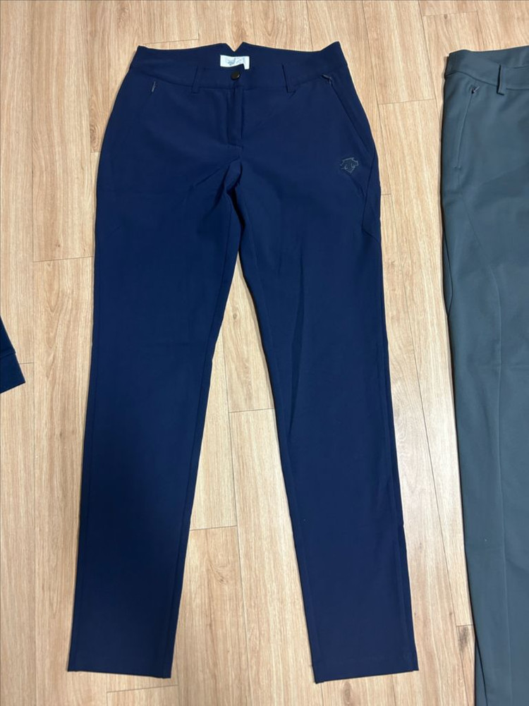 데쌍뜨 골프바지 2개 + 르꼬끄 골프상의 1개--2