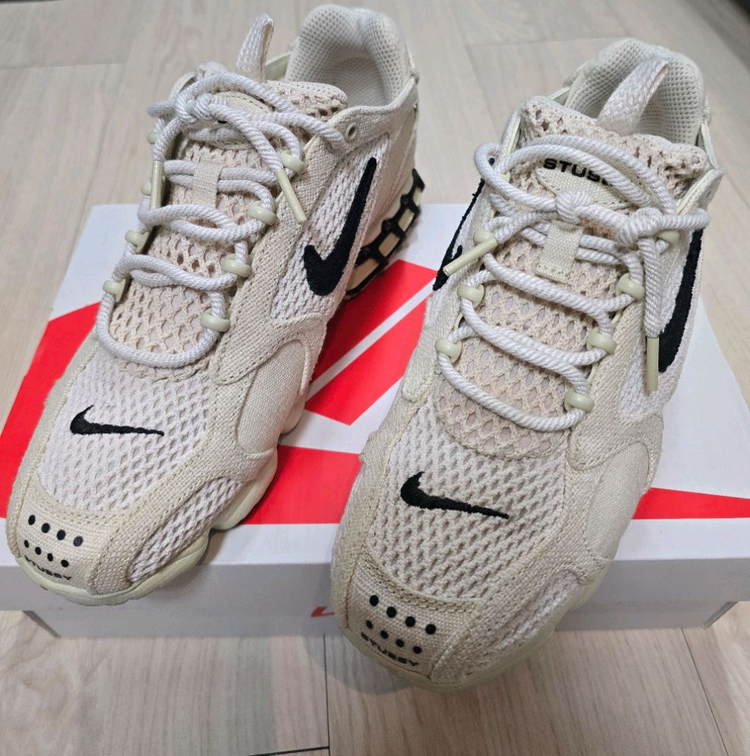 나이키 스투시 에어 줌 스피리돈 사이즈 255 판매 이미지