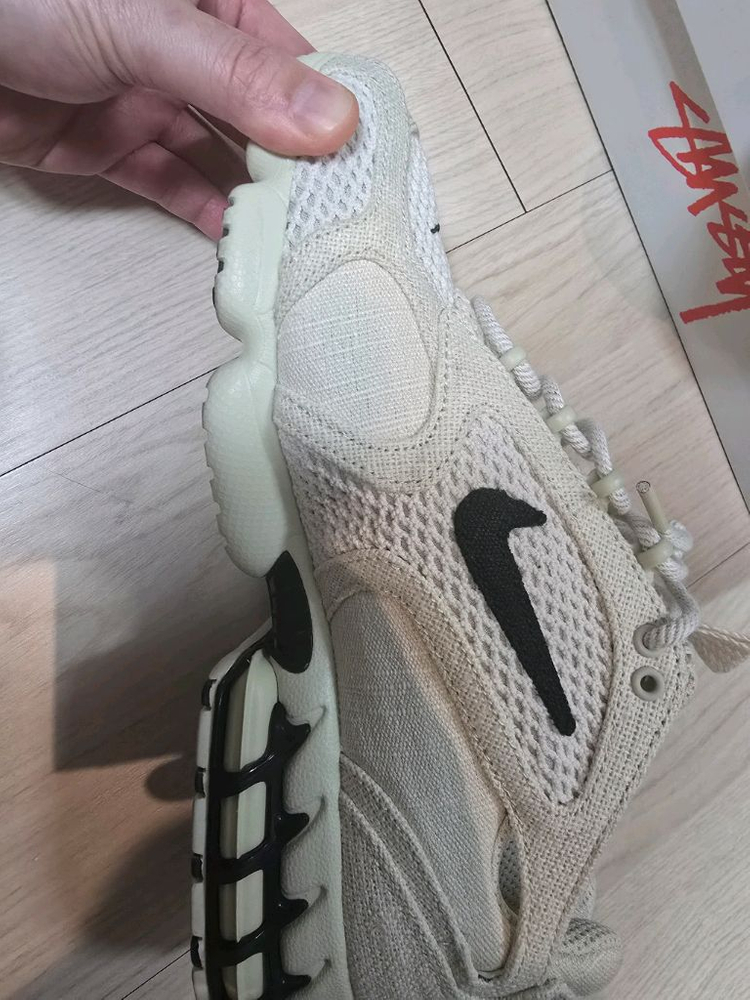 나이키 스투시 에어 줌 스피리돈 사이즈 255 판매 이미지