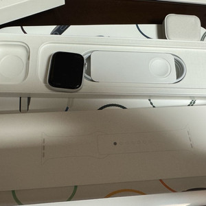 애플워치8 45 실버 알루미늄 GPS 부품용