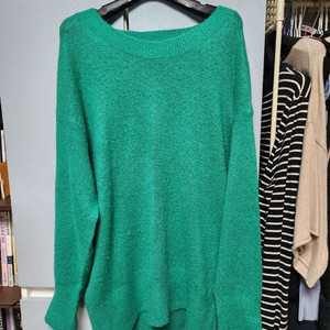 랑방스타일 고급 루즈핏 그린 니트