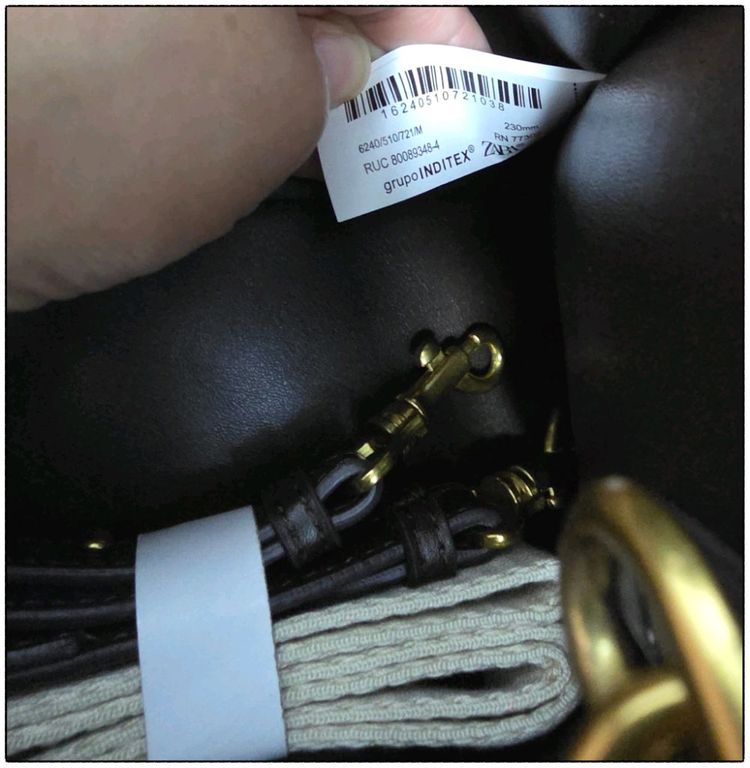 자라 미니 크로스백 브라운 새상품 이미지