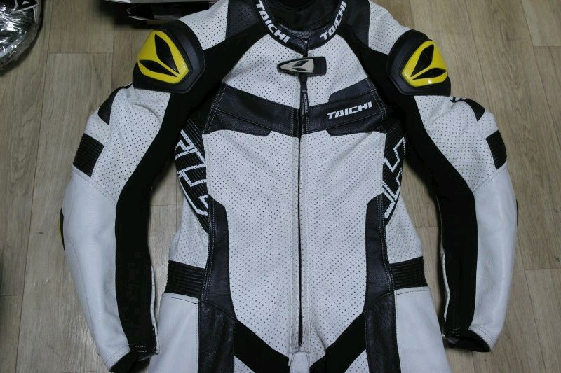 [신형] 알에스 타이치 원피스 슈트 46호 이미지