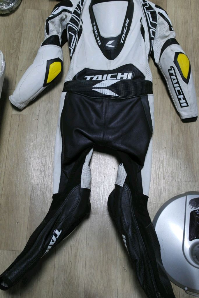 [신형] 알에스 타이치 원피스 슈트 46호 이미지