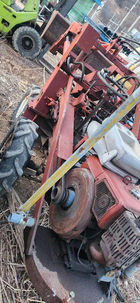 사륜구동 4wd 대동경운기 스키로더 스키로다 경운로더 경운로다 이미지