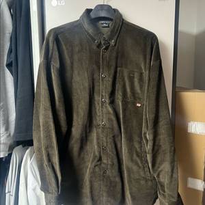 프레첼 코듀로이 오버핏 셔츠 카키브라운 XL 팝니다.