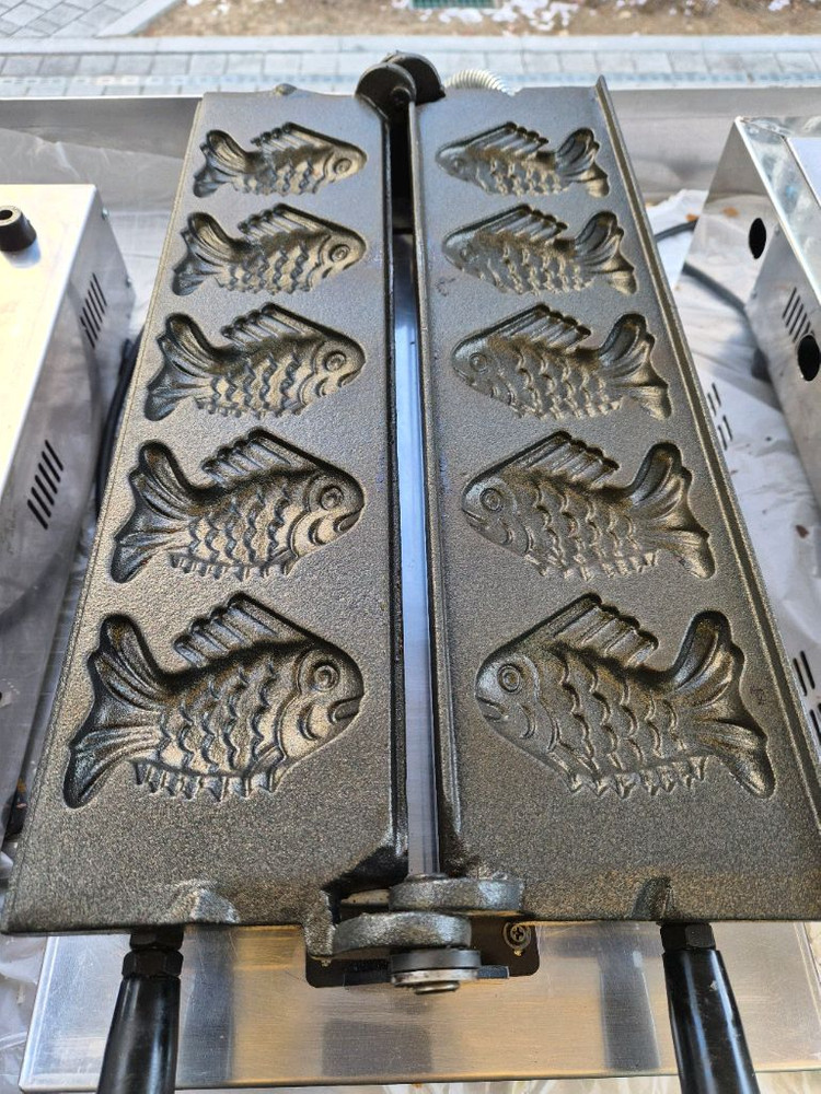 붕어빵 기계 A급 2대 판매합니다. 이미지