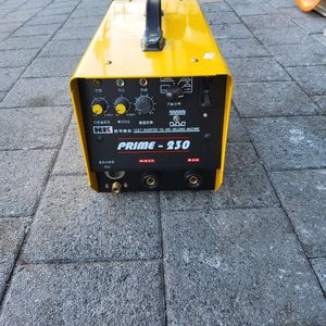 신품 한국머신 알곤용접기 230A 팝니다