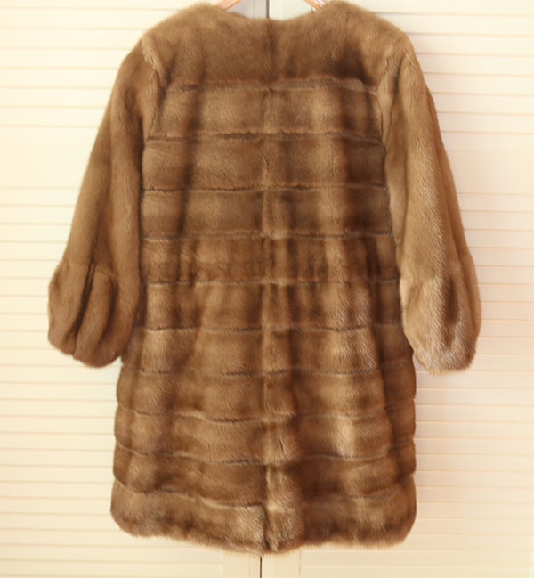 국제모피 밍크코트--1