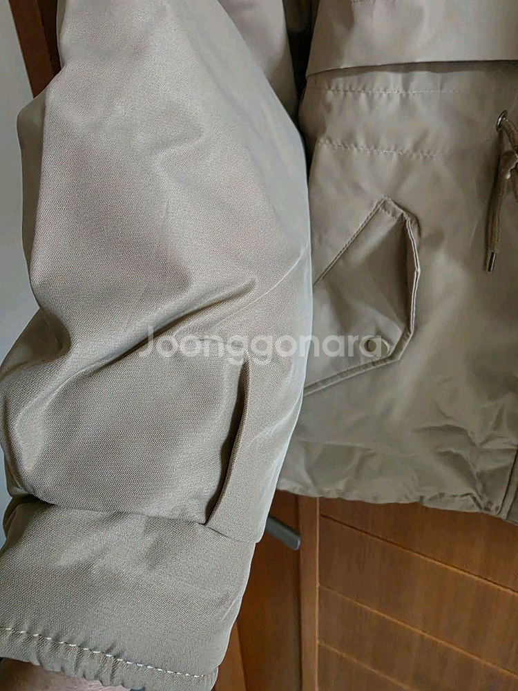 (새상품) 안쪽 털 진베이지색 후드퍼 롱패딩(55추천)--2