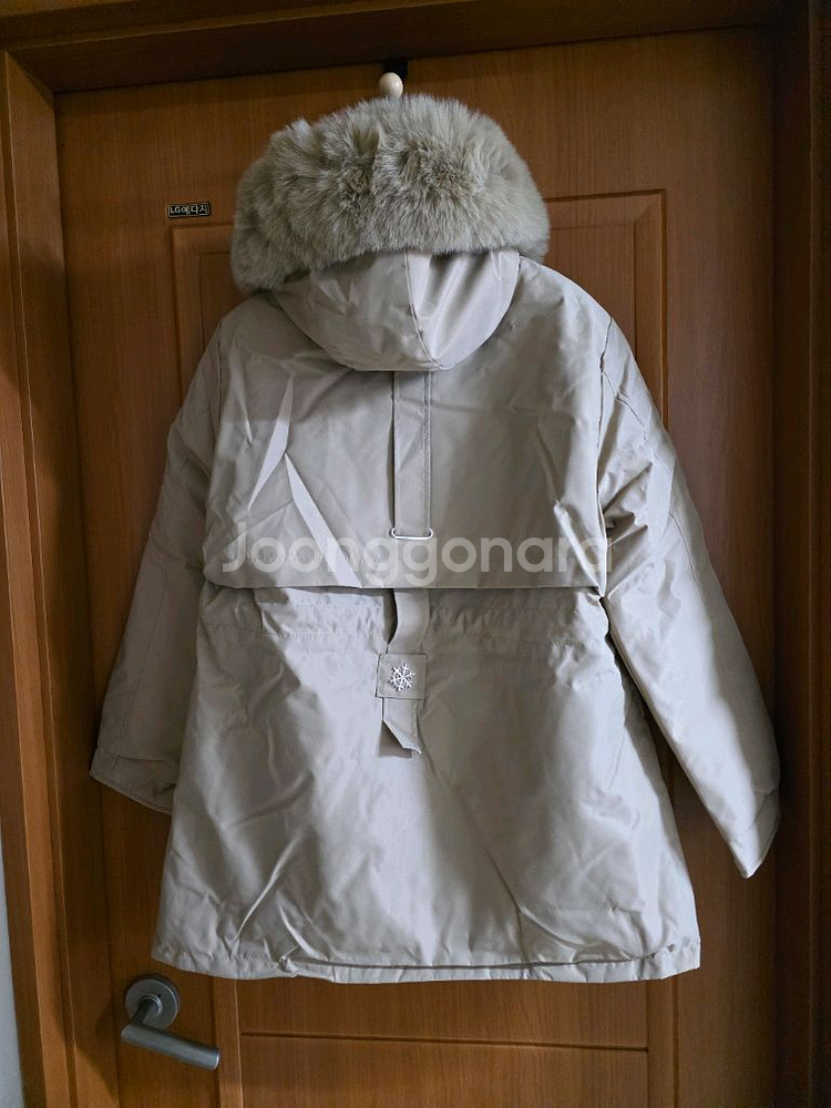 (새상품) 안쪽 털 진베이지색 후드퍼 롱패딩(55추천)--5