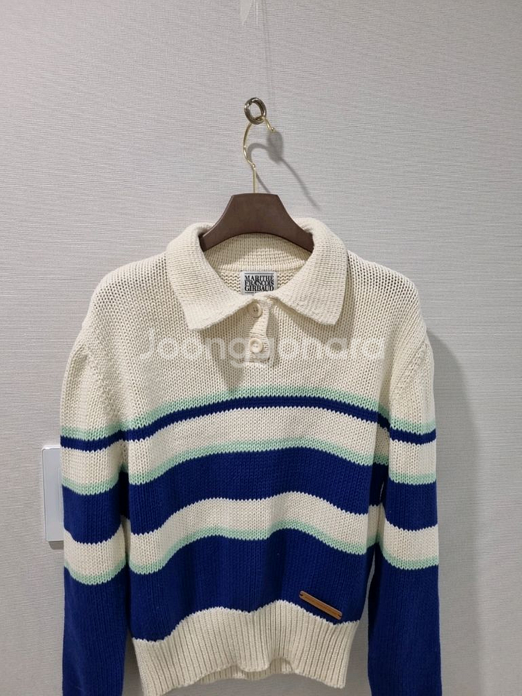 마리떼 프랑소와 저버 스트라이프 카라 니트--1