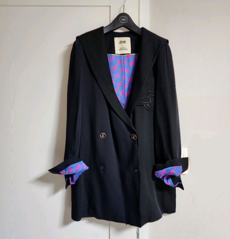 럭키슈에뜨 투톤 자수 와펜 포인트 자켓--1