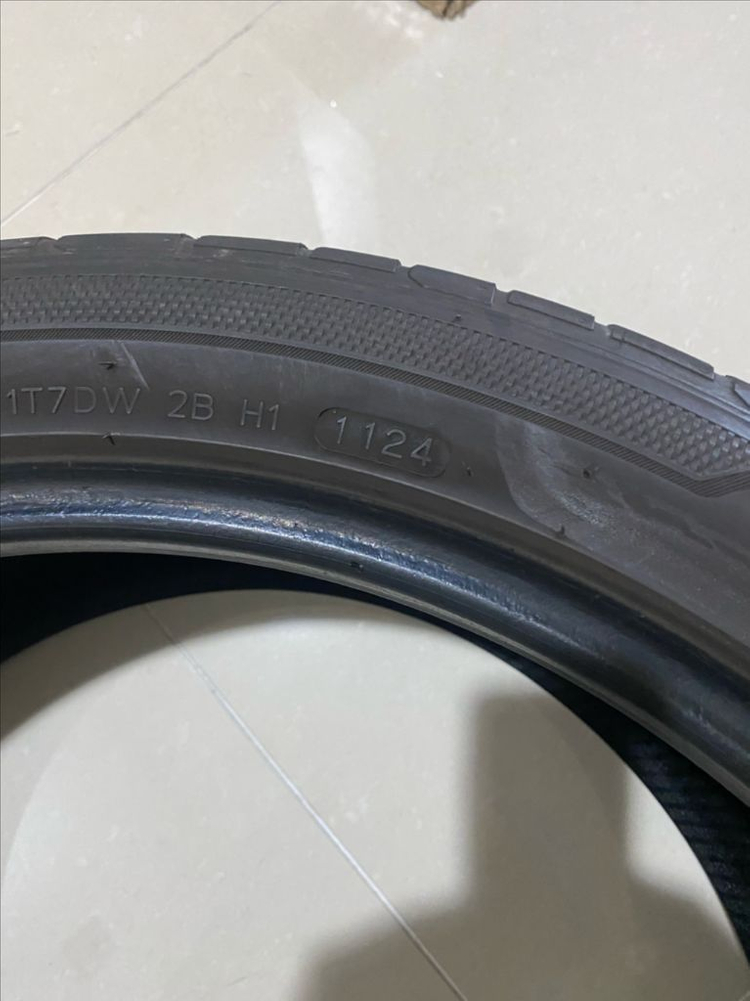 한국타야 벤투스s1에보3 255-40-20--5