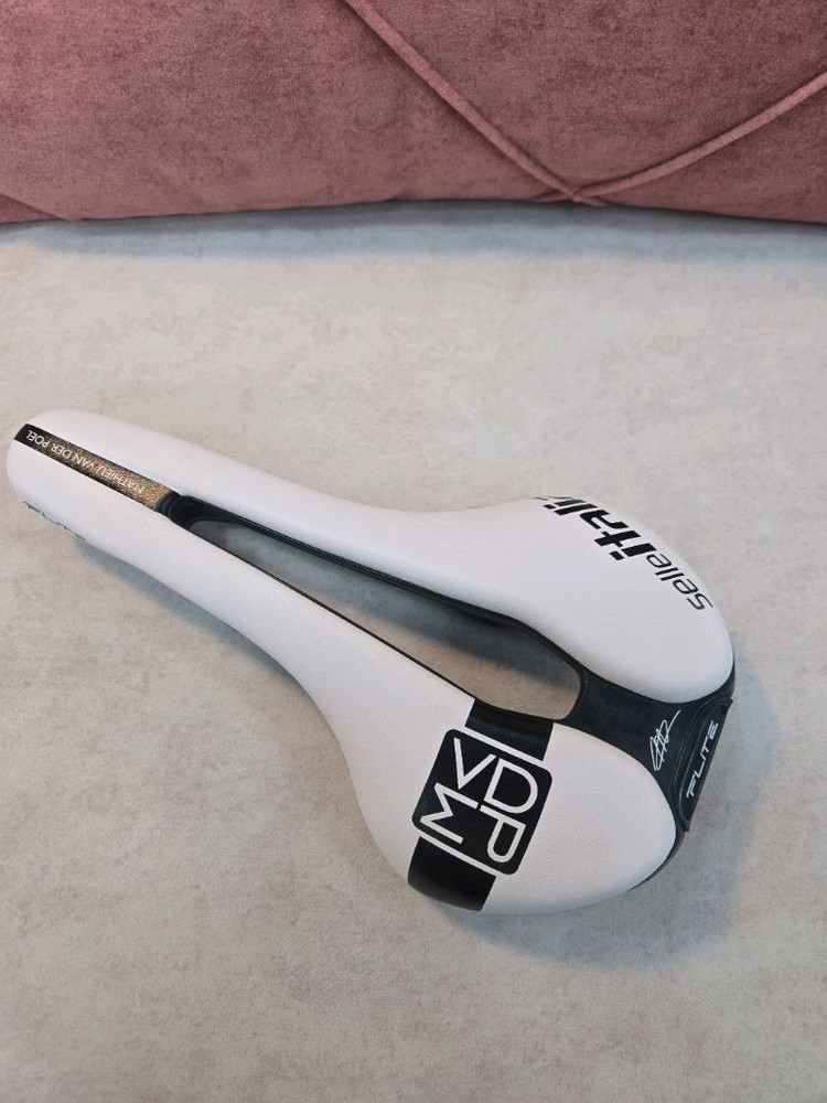 셀레이탈리아 플라이트 자전거 안장 메튜반더폴 에디션L3 가격인하--2