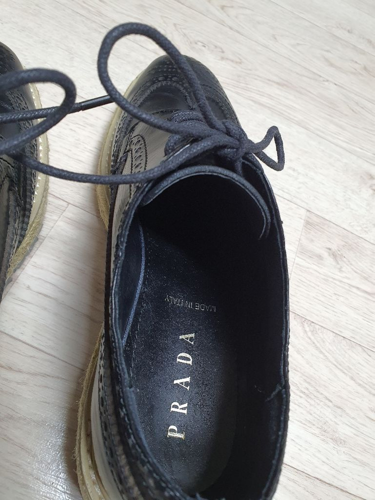 240 구두 슈즈 캐주얼화 240사이즈 프라디 깨끗해요 이미지