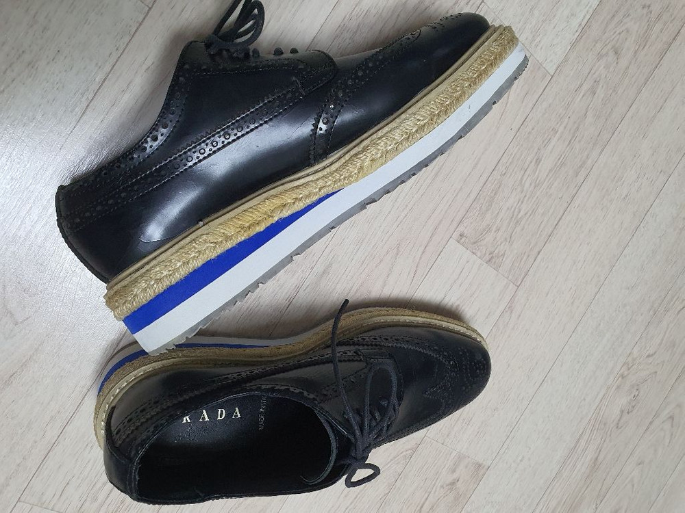 240 구두 슈즈 캐주얼화 240사이즈 프라디 깨끗해요 이미지