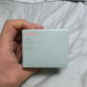 라네즈 네오 쿠션 매트 13N1 아이보리 색상 미개봉 새제품