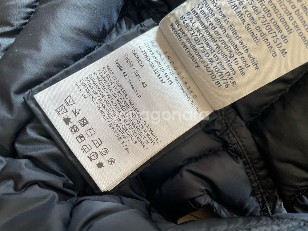 정품 몽클레어 경량패딩 조끼 네이비컬러 사이즈42--6