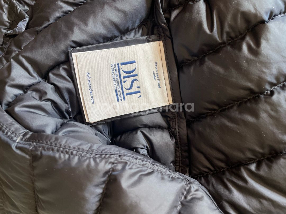 정품 몽클레어 경량패딩 조끼 네이비컬러 사이즈42--7