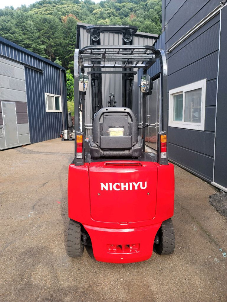 신차급 니찌유 1.5톤 6M3단 좌식지게차 판매--4