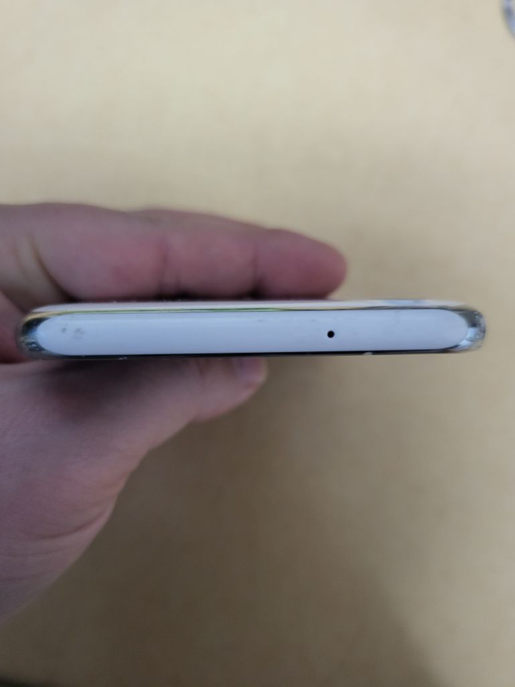 엘지U폰 화이트--5