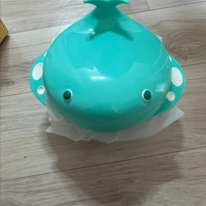 새상품)유아용식기 트라이탄물통2개 신발 일괄